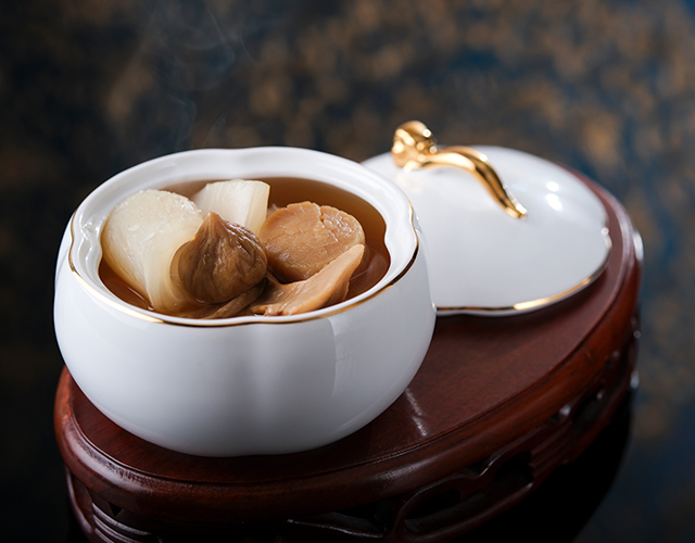 Celestial Court has been awarded the Black Pearl One Diamond Restaurant honor for 7 consecutive years Set Menu