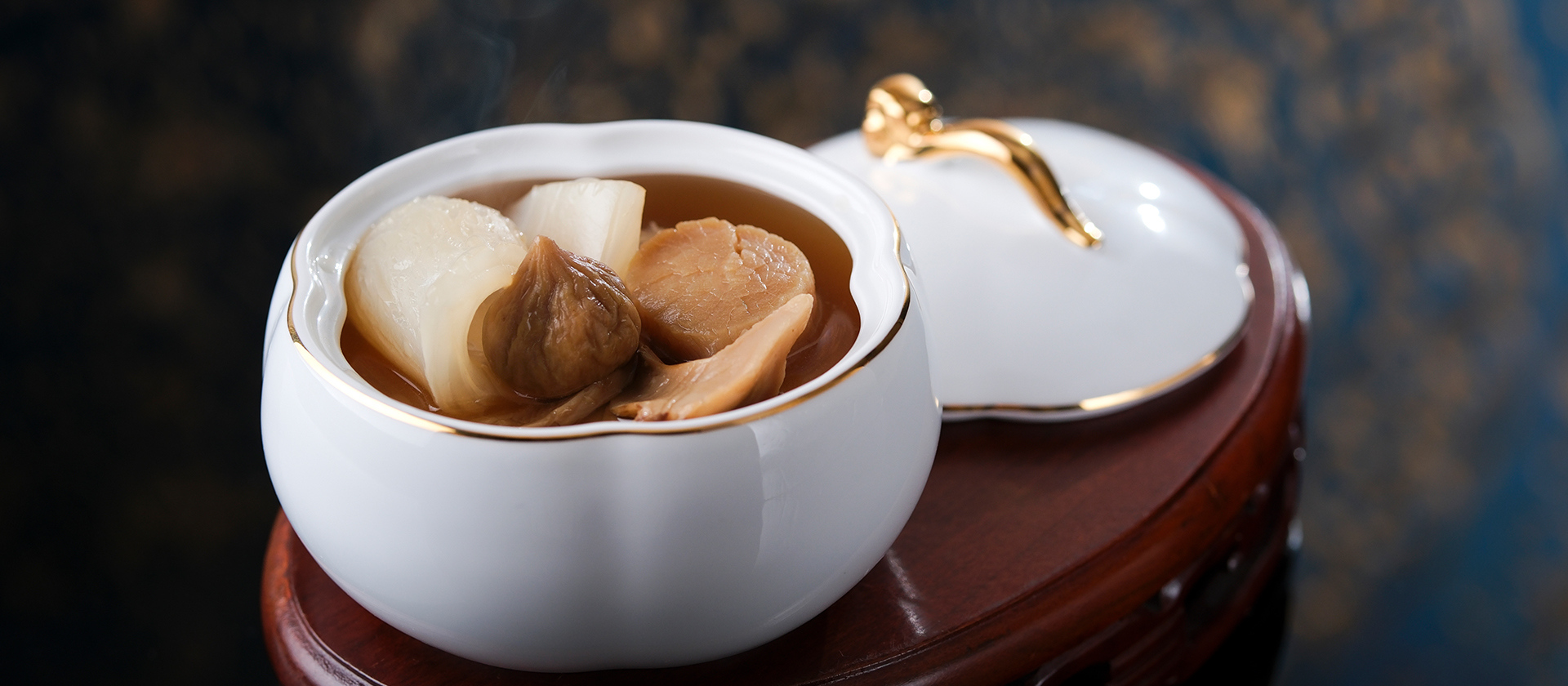 Celestial Court has been awarded the Black Pearl One Diamond Restaurant honor for 7 consecutive years Set Menu