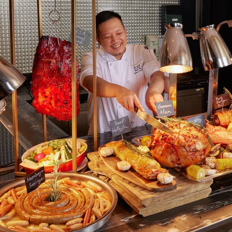 Three on Canton — 精彩极致的餐飨盛宴